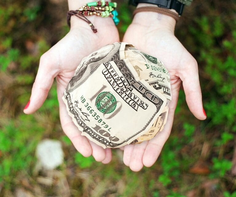 A Single Mom's Greatest Challenge: Money